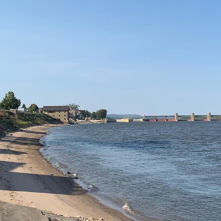 Mississippi River Cabin Bellevue Kültér fotó